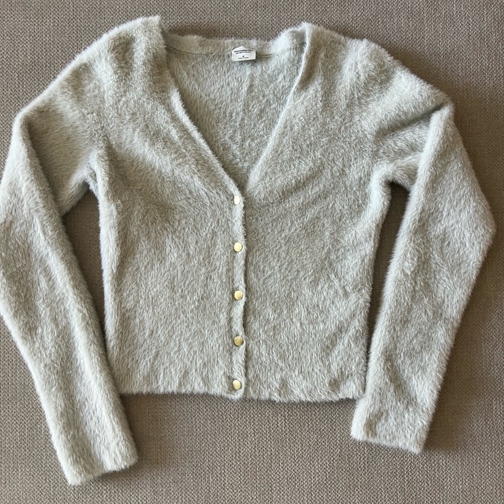Abercrombie & Fitch Fuzzy White Cardigan